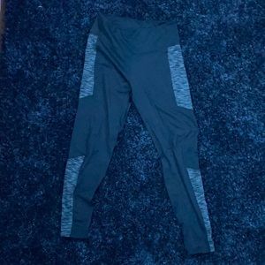 Black and grey leggings